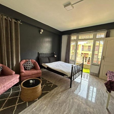 Na-U-Iaka Homestay Shillong Exterior photo