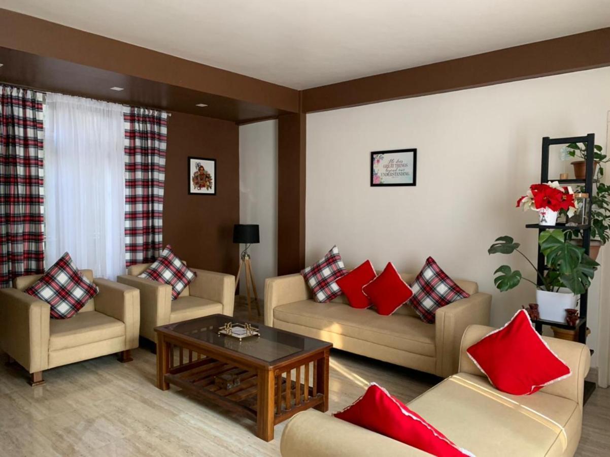 Na-U-Iaka Homestay Shillong Exterior photo